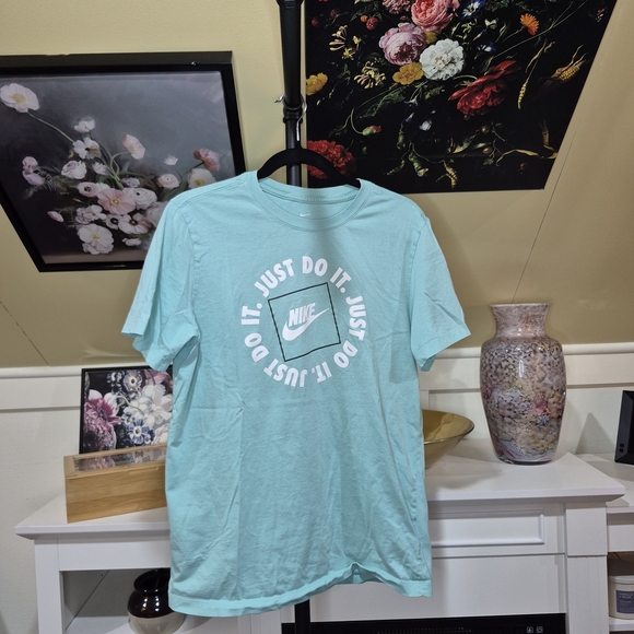 Nike Men's Aqua T-Shirt - Picture 1 of 4